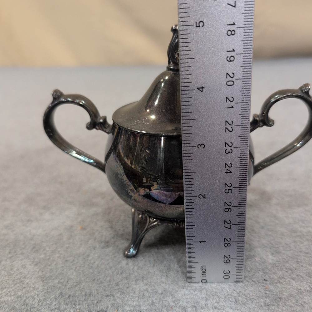 Vintage Silver Plated Footed Sugar Bowl with Lid Ornate Handles Tarnish Decor - Picture 9 of 10